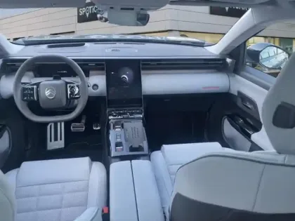 Photo 24 Citroën C5 aircross  Electrique 210ch autonomie confort MAX