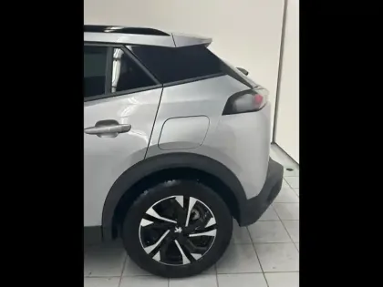 Photo 4 Peugeot 2008  1.2 PureTech 130ch S&S Allure EAT8