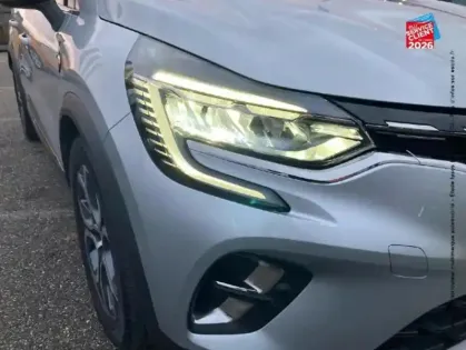 Photo 27 Renault Captur  1.6 E-Tech hybride 145ch Intens -21