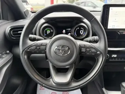 Photo 28 Toyota Yaris  Cross 116h Design MY22