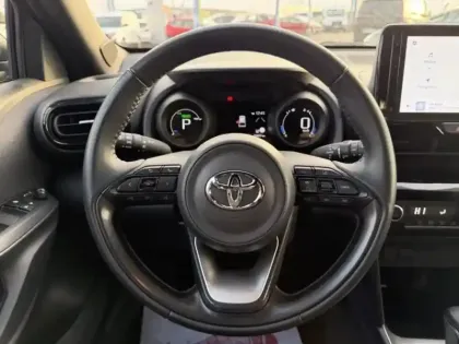 Photo 13 Toyota Yaris  Cross 116h Design MY22