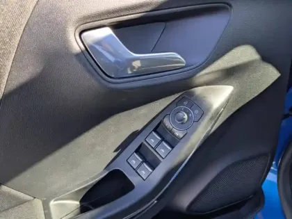 Photo 8 Ford Puma  1.0 Flexifuel 125ch S&S mHEV ST-Line