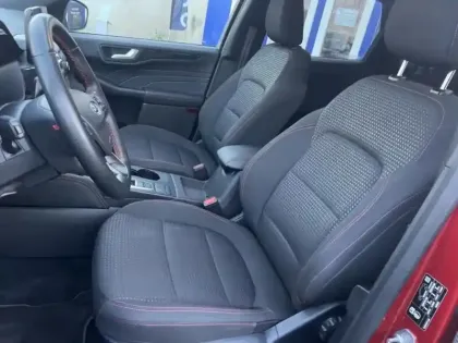 Photo 11 Ford Kuga  2.5 Duratec 190ch FHEV ST-Line BVA