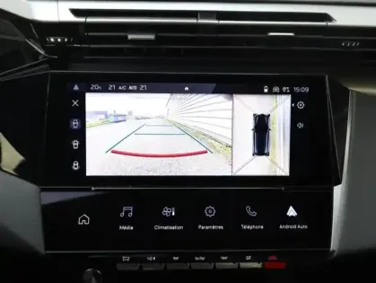 Photo 12 Peugeot 308  1.2 Hybrid 145ch GT e-DCS6