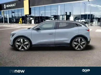 Photo 2 Renault Megane  E-Tech Electric EV60 220ch Iconic optimum charge -C