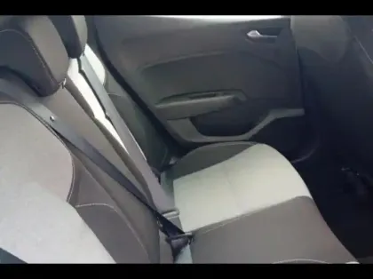 Photo 13 Renault Clio  1.5 Blue dCi 100ch Evolution - 24