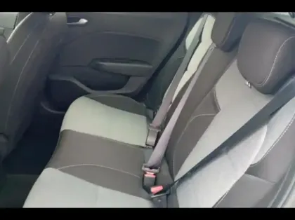 Photo 10 Renault Clio  1.5 Blue dCi 100ch Evolution - 24