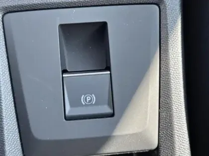 Photo 9 Citroën C3  1.2 Hybride 110ch PLUS