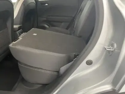 Photo 27 Renault Captur TCe 140 EDC 21 Intens 5p