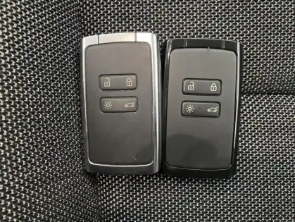 Photo 18 Renault Captur TCe 140 EDC 21 Intens 5p