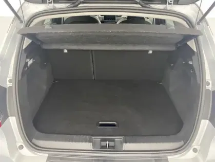 Photo 22 Renault Captur TCe 140 EDC 21 Intens 5p