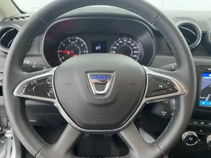 Photo 24 Dacia Duster Blue dCi 115 4x4 15 ans 5p