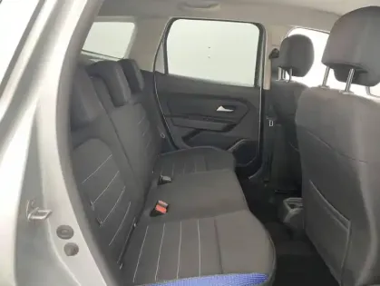 Photo 18 Dacia Duster Blue dCi 115 4x4 15 ans 5p