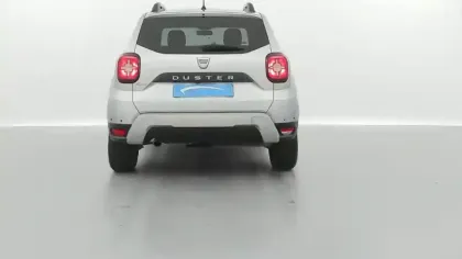 Photo 3 Dacia Duster Blue dCi 115 4x4 15 ans 5p