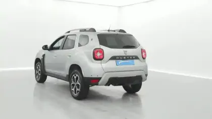 Photo 2 Dacia Duster Blue dCi 115 4x4 15 ans 5p