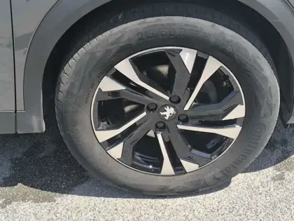 Photo 12 Peugeot 2008 Allure Pack 1.2 101 ch