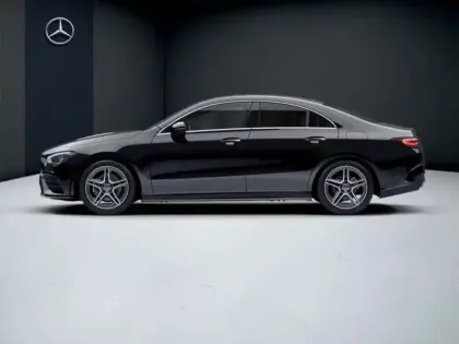 Photo 1 Mercedes CLA Coupé 180 AMG Line