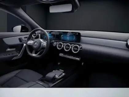 Photo 40 Mercedes CLA Coupé 180 AMG Line