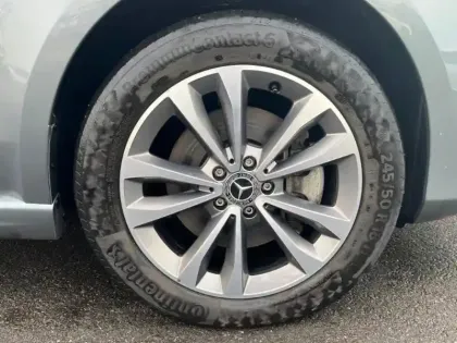 Photo 15 Mercedes EQV 300 204ch Long Avantgarde