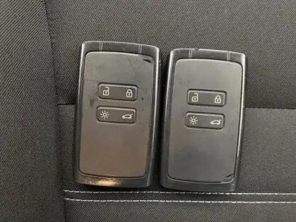 Photo 21 Dacia Duster Blue dCi 115 4x2 Prestige 5p