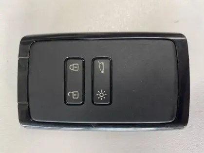 Photo 24 Renault Kadjar Blue dCi 115 Intens 5p