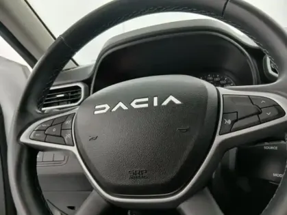 Photo 21 Dacia Duster ECO-G 100 4x2 Expression