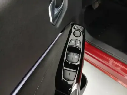 Photo 19 Nissan Juke HYBRID 143 N-Design