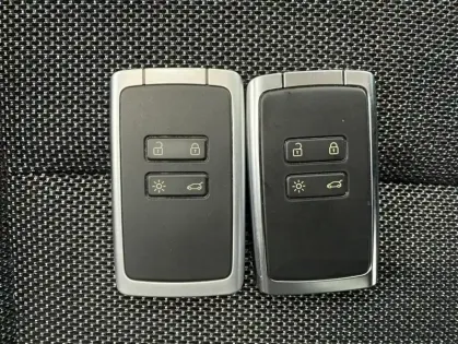 Photo 21 Renault Captur TCe 130 EDC FAP Intens 5p