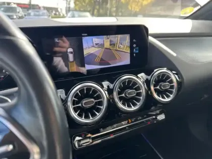 Photo 29 Mercedes Classe B 220D PROGRESSIVE 190CH BVA8 ATTELAGE ELEC MULTIBEAM CAMERA ECLAIRAGE D'AMB