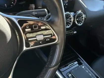 Photo 26 Mercedes Classe B 220D PROGRESSIVE 190CH BVA8 ATTELAGE ELEC MULTIBEAM CAMERA ECLAIRAGE D'AMB