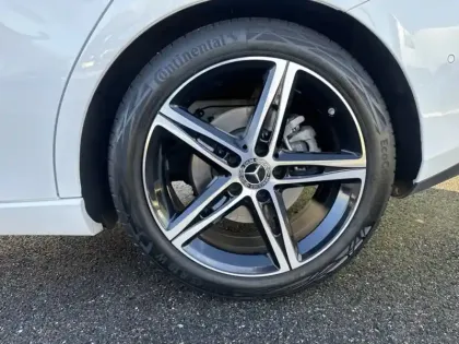 Photo 11 Mercedes Classe B 220D PROGRESSIVE 190CH BVA8 ATTELAGE ELEC MULTIBEAM CAMERA ECLAIRAGE D'AMB