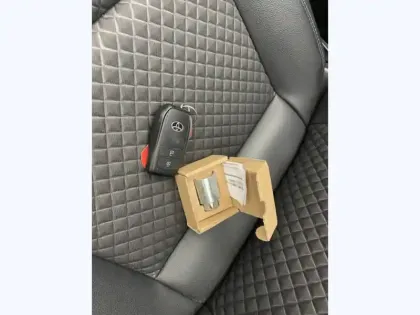 Photo 31 Toyota Yaris Hybride 130h Première