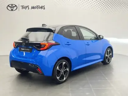 Photo 6 Toyota Yaris Hybride 130h Première