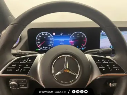 Photo 12 Mercedes GLA 200 d Progressive Line