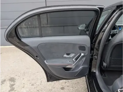 Photo 17 Mercedes Classe A 200 d AMG LINE TO SIEGES CONDUCTEUR ET PASSAGER