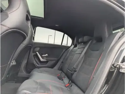 Photo 18 Mercedes Classe A 200 d AMG LINE TO SIEGES CONDUCTEUR ET PASSAGER