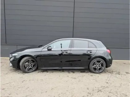 Photo 1 Mercedes Classe A 200 d AMG LINE TO SIEGES CONDUCTEUR ET PASSAGER