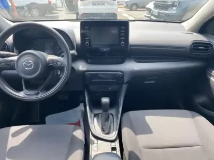 Photo 2 Mazda 2 Hybrid 1.5 116ch Pure