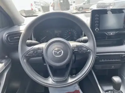 Photo 6 Mazda 2 Hybrid 1.5 116ch Pure