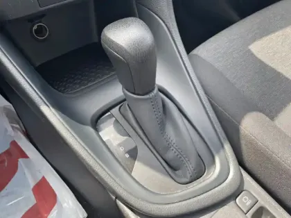 Photo 7 Mazda 2 Hybrid 1.5 116ch Pure