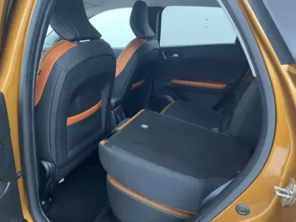 Photo 10 Renault Captur Blue dCi 115 EDC Intens 5p