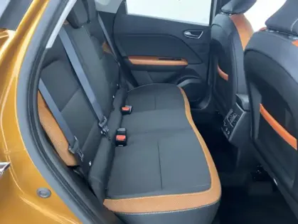 Photo 26 Renault Captur Blue dCi 115 EDC Intens 5p