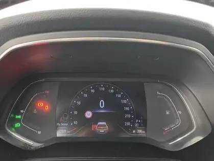 Photo 16 Renault Captur Blue dCi 115 EDC Intens 5p