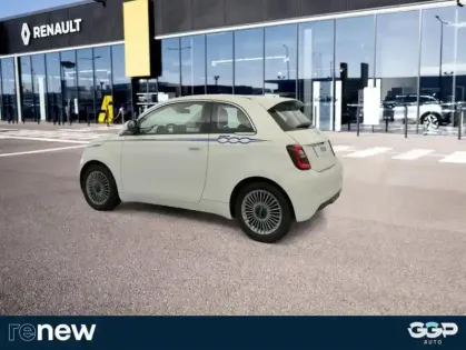 Photo 40 Fiat 500 NOUVELLE MY23 SERIE 2 e 118 ch