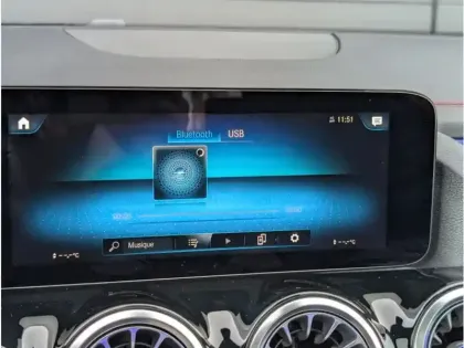 Photo 29 Mercedes EQA 250 AMG LINE TO SIEGES AVANTS CHAUFFANTS CAMERA D