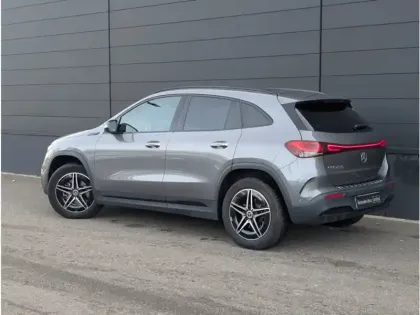 Photo 2 Mercedes EQA 250 AMG LINE TO SIEGES AVANTS CHAUFFANTS CAMERA D