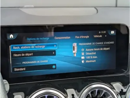 Photo 31 Mercedes EQA 250 AMG LINE TO SIEGES AVANTS CHAUFFANTS CAMERA D