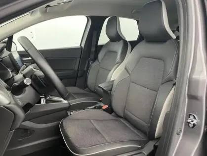 Photo 8 Renault Captur TCe 140 EDC 21 Intens 5p