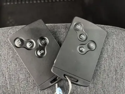 Photo 20 Renault Captur TCe 120 Energy EDC Intens 5p