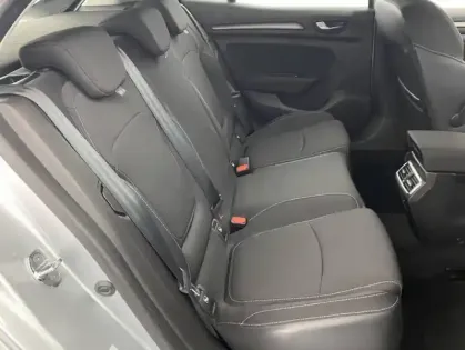 Photo 18 Renault Megane IV Berline Blue dCi 115 21B Business 5p